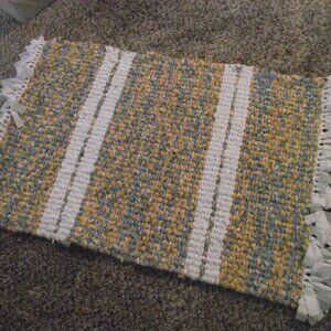 HANDCRAFTED TWINNED RAG RUG